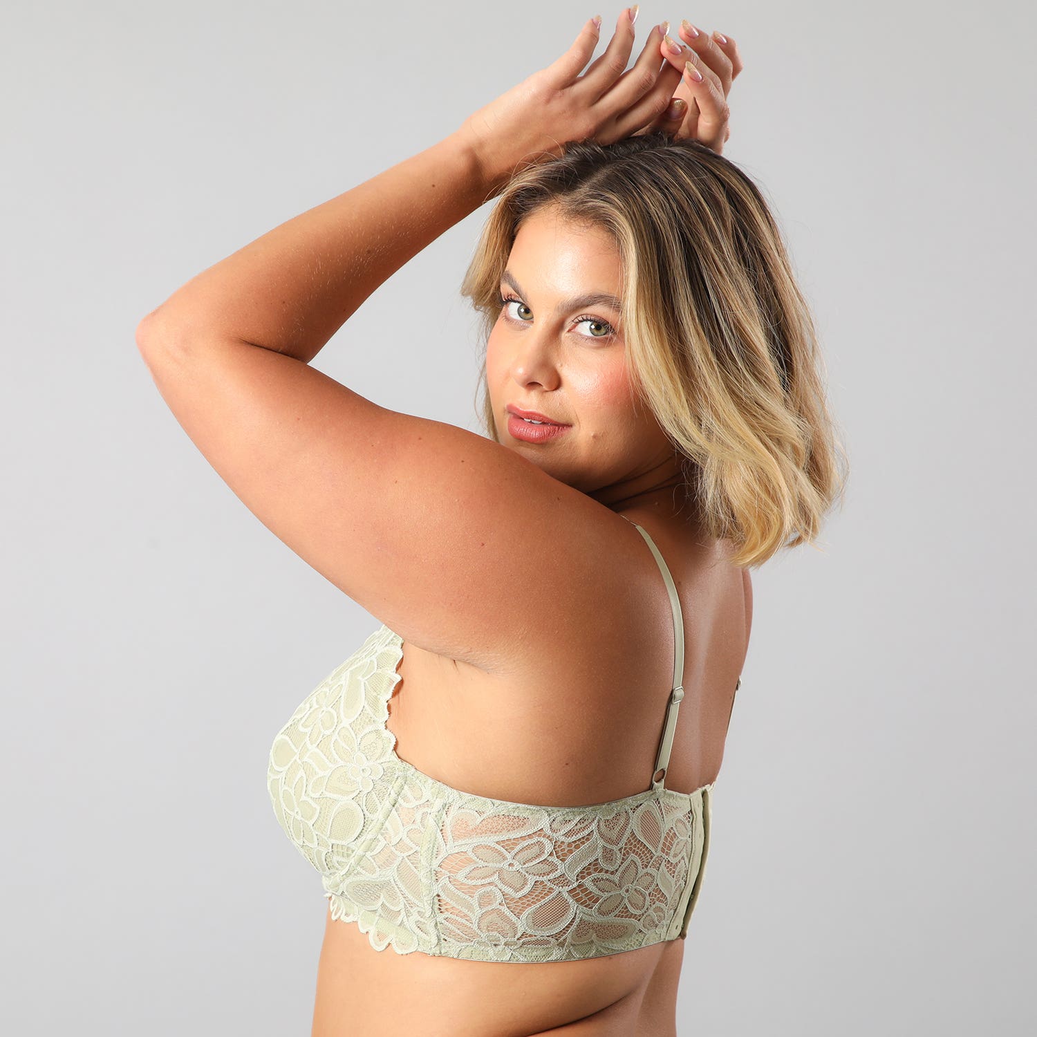 https://www.tiendaflores.cl/media/catalog/product/1/3/13500-226_5_erk09gzipcsdvlpl.jpg
