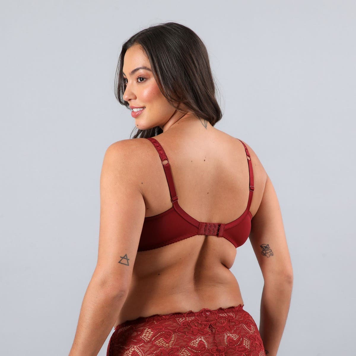 https://www.tiendaflores.cl/media/catalog/product/2/2/2233-234_3_iujy8uz1odimcyof_1.jpg