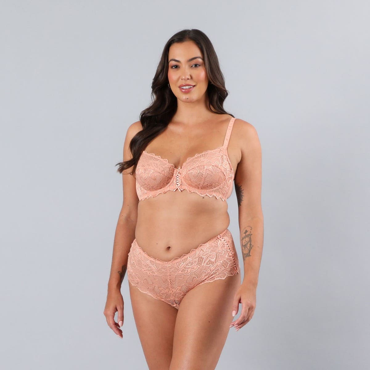 https://www.tiendaflores.cl/media/catalog/product/2/2/2233-241_1_7dszl8gzcufqyfbd_1.jpg