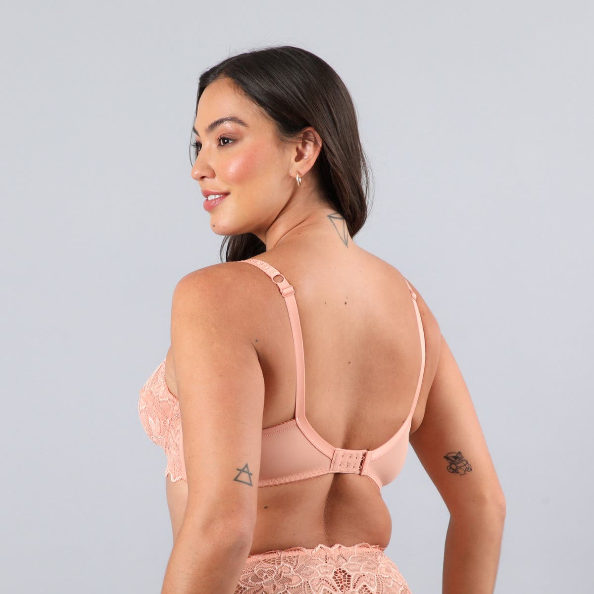https://www.tiendaflores.cl/media/catalog/product/2/2/2233-241_3.jpg