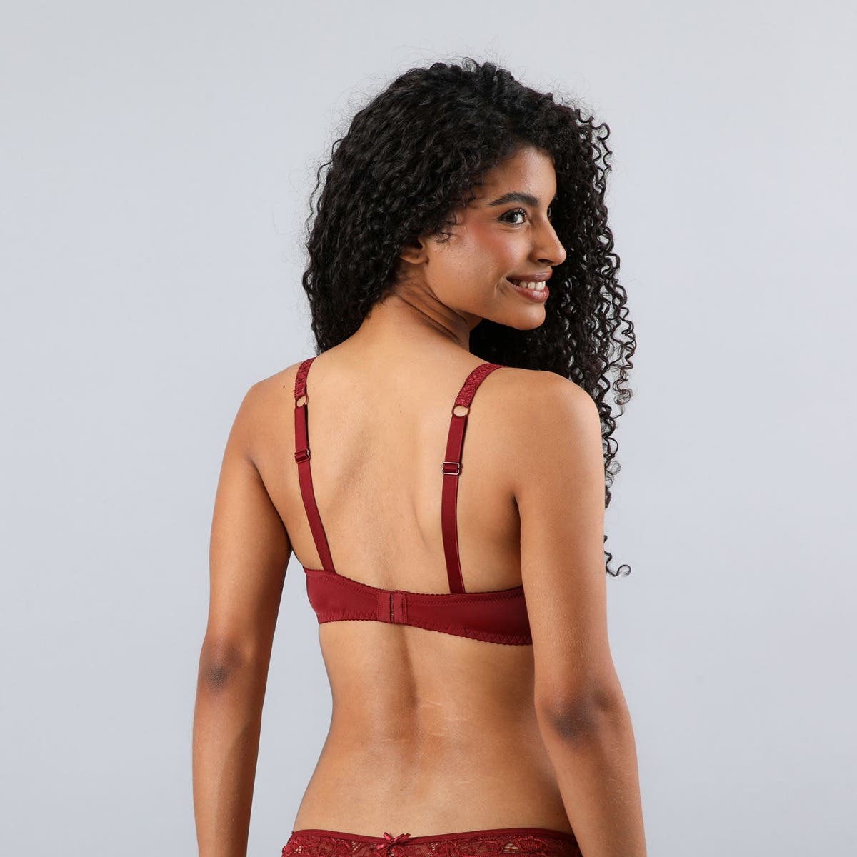 https://www.tiendaflores.cl/media/catalog/product/2/4/2433-234_3_qqbi3drwi1xwqnzf_1.jpg