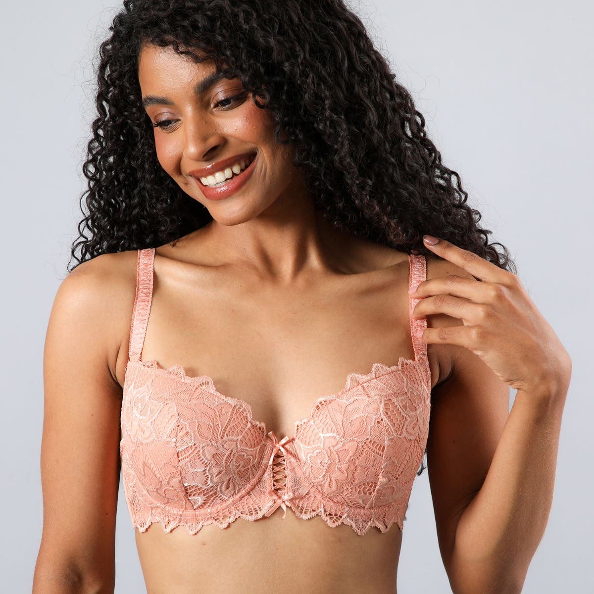 https://www.tiendaflores.cl/media/catalog/product/2/4/2433-241_4_bnqoft3iu5rb5dx3_1.jpg