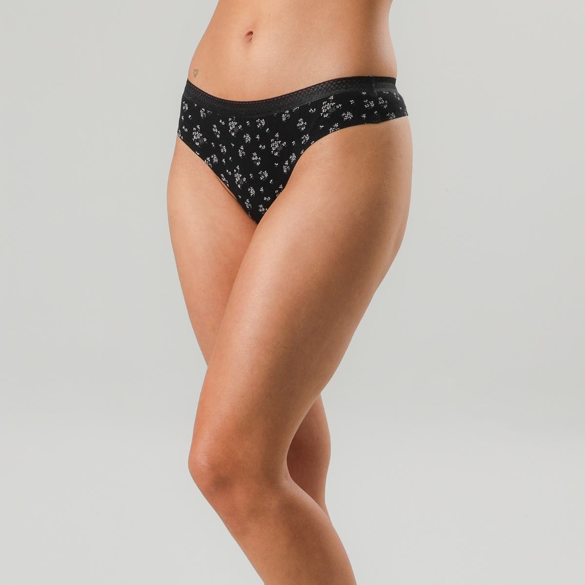 https://www.tiendaflores.cl/media/catalog/product/2/4/24825-2_2.jpg