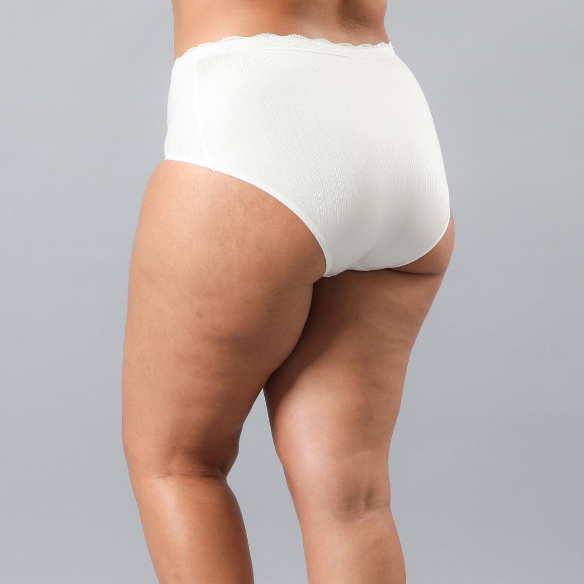 https://www.tiendaflores.cl/media/catalog/product/2/5/25218-1_3.jpg
