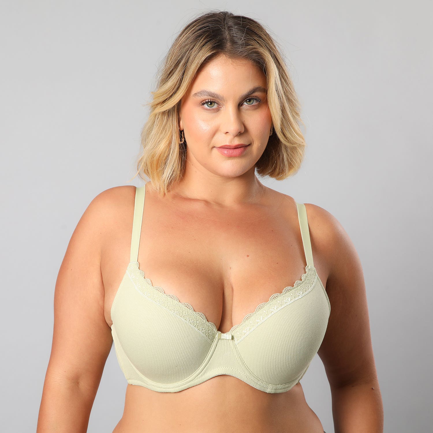 https://www.tiendaflores.cl/media/catalog/product/2/5/25351-226_2_a9nixii7dn2fe90z.jpg