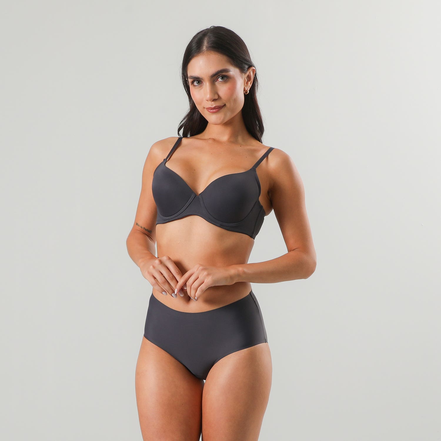 https://www.tiendaflores.cl/media/catalog/product/2/5/25381-171_6_ooyrvleli0zjrsyy.jpg