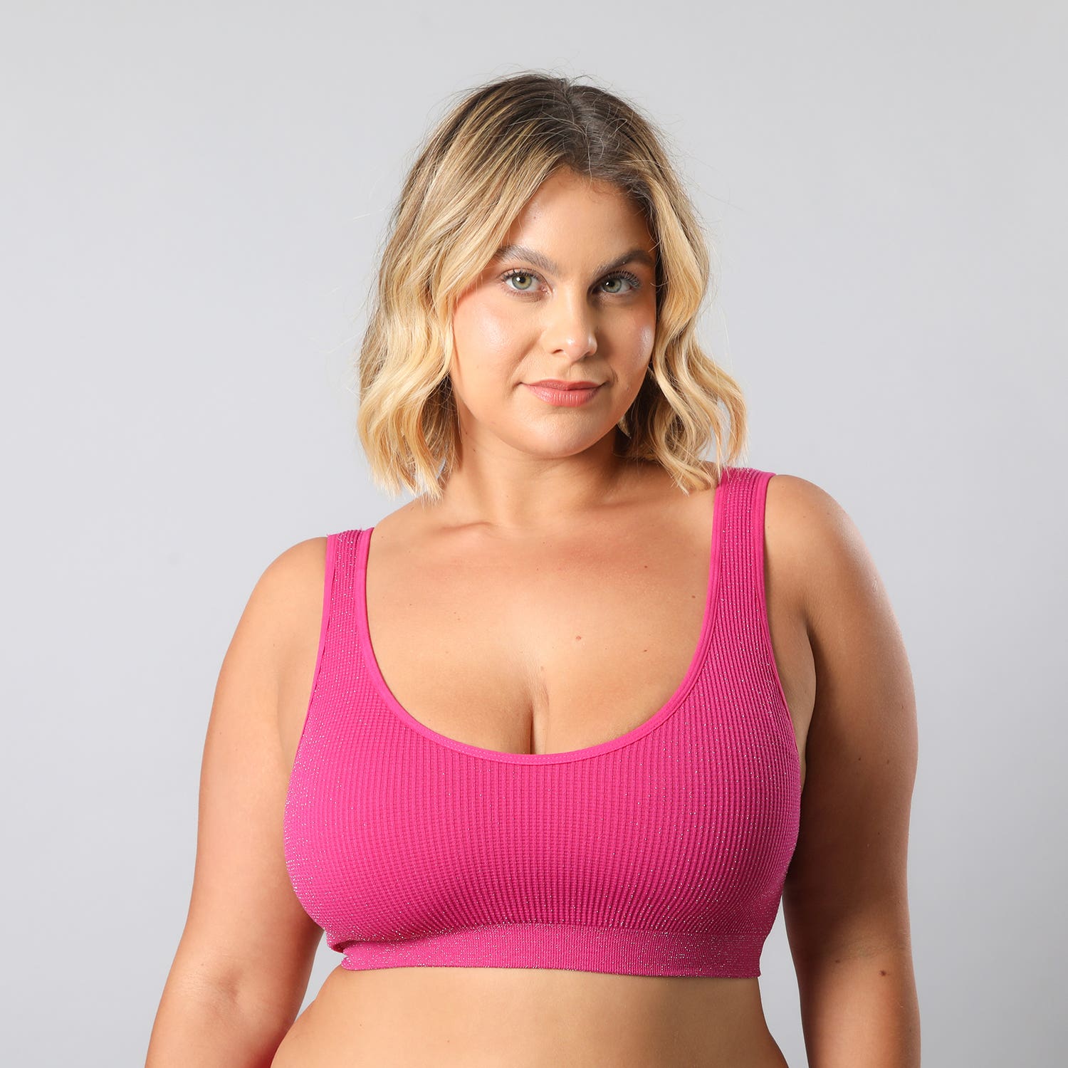 https://www.tiendaflores.cl/media/catalog/product/2/5/25401-223_3_t1iswowjhscdrbtk.jpg