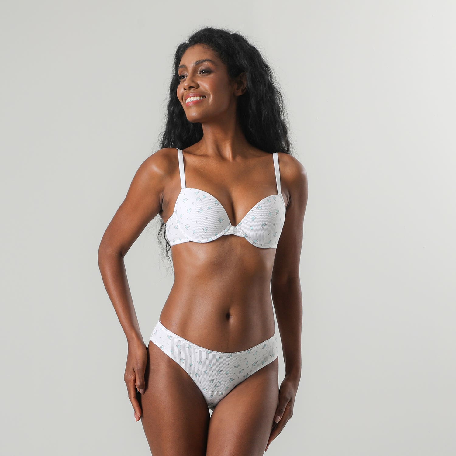 https://www.tiendaflores.cl/media/catalog/product/2/5/25414-1_2_7weau31xfoztbtx3.jpg