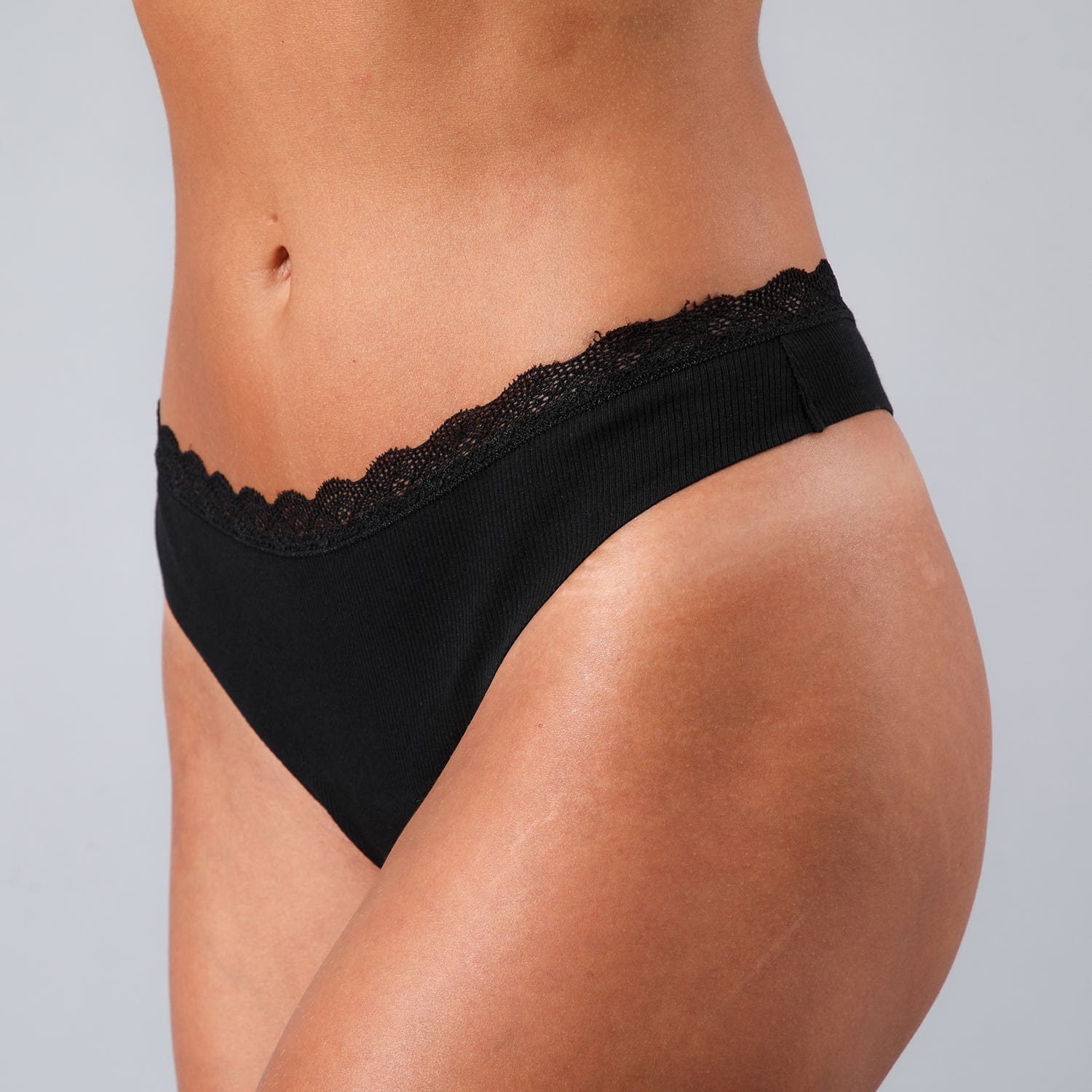 https://www.tiendaflores.cl/media/catalog/product/2/5/25495-2_4_3ledbr7b6fukz7x1.jpg