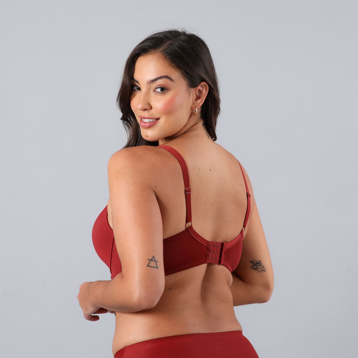 https://www.tiendaflores.cl/media/catalog/product/2/5/25521-172_3_bv6yywii8otrbwmb.jpg