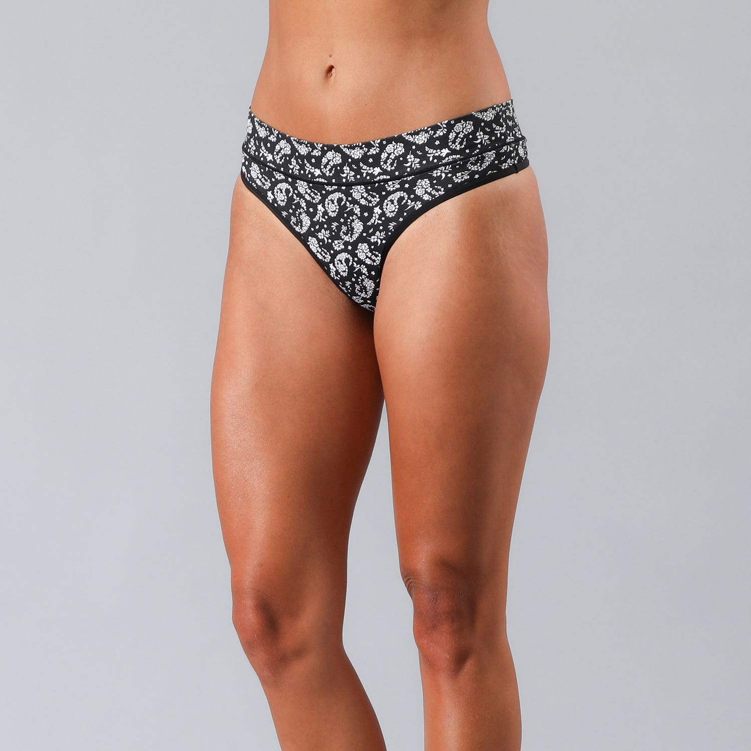 https://www.tiendaflores.cl/media/catalog/product/2/5/25543-171_2_x4zwpob3sx85dcpm.jpg