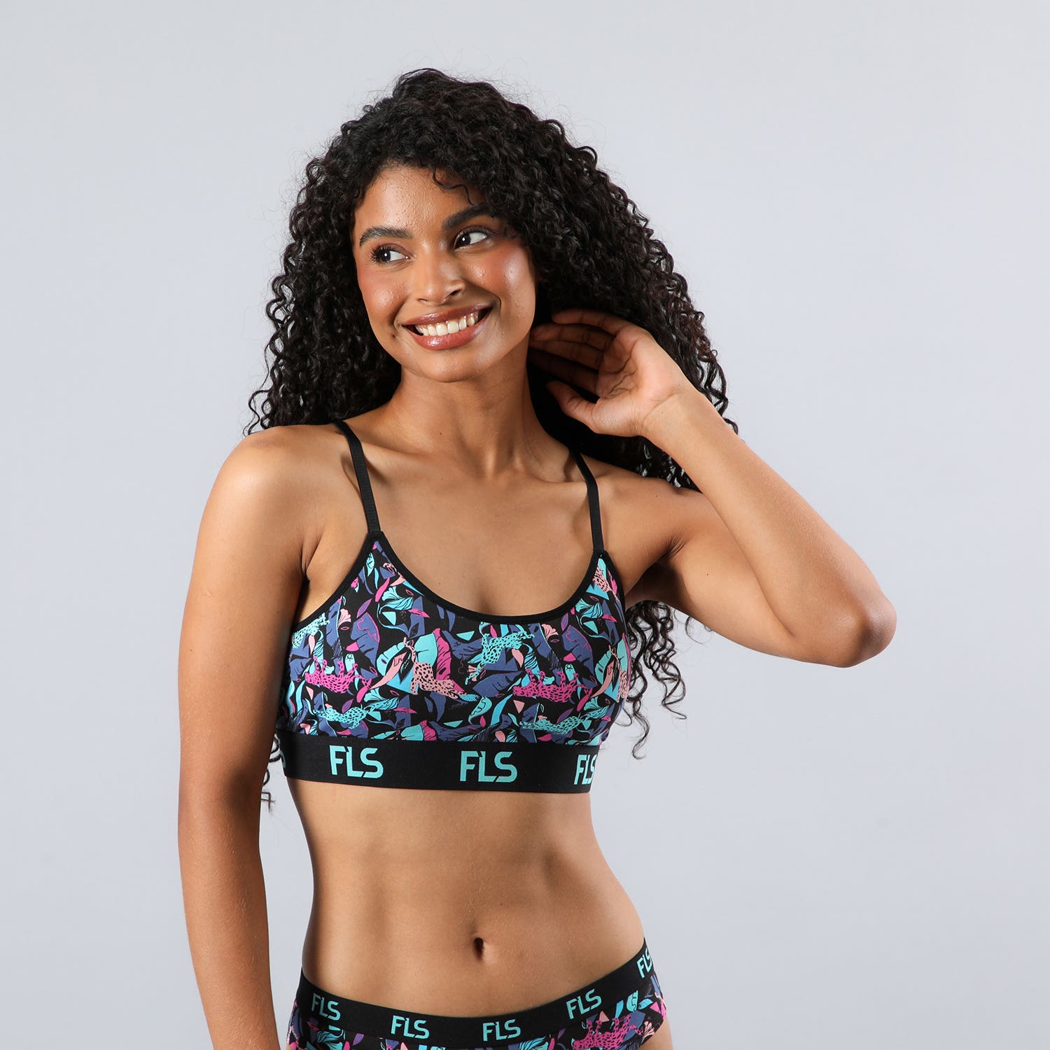 https://www.tiendaflores.cl/media/catalog/product/2/5/25580-171_2_no51ykjnhkac6qdd.jpg