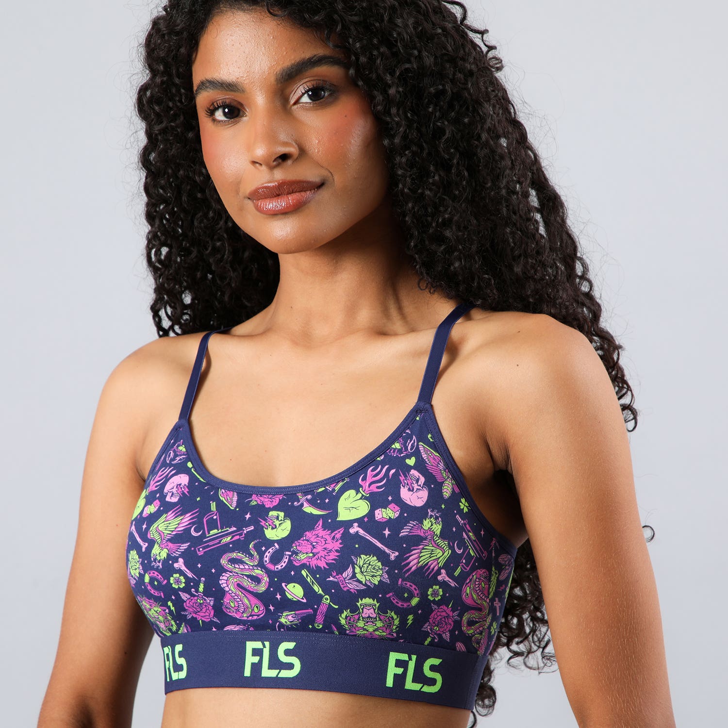 https://www.tiendaflores.cl/media/catalog/product/2/5/25580-196_4_r85tfnjplmfsjnk9.jpg