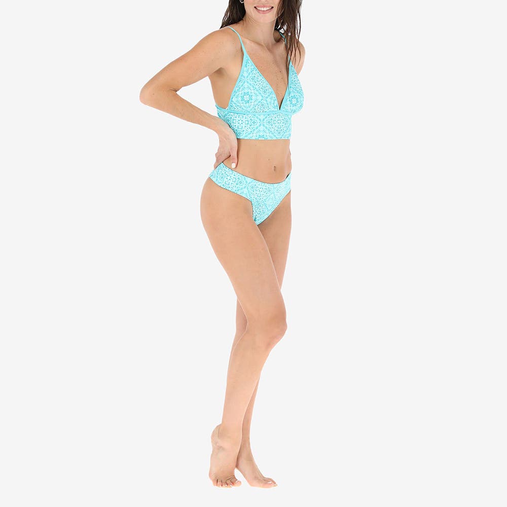 https://www.tiendaflores.cl/media/catalog/product/3/2/32828-58_1_onaap81euowl5wbe_ayvl8ycvhmugw1yb_rwtasd7nr13pyemm.jpg