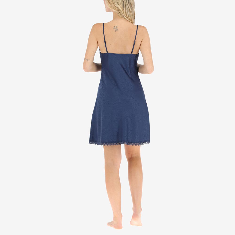 https://www.tiendaflores.cl/media/catalog/product/3/2/32881-18_2_ectkikrxjm4xmfff_aqrmpei7w1gxtvbk_xokmm7ugsdtjjg7u.jpg