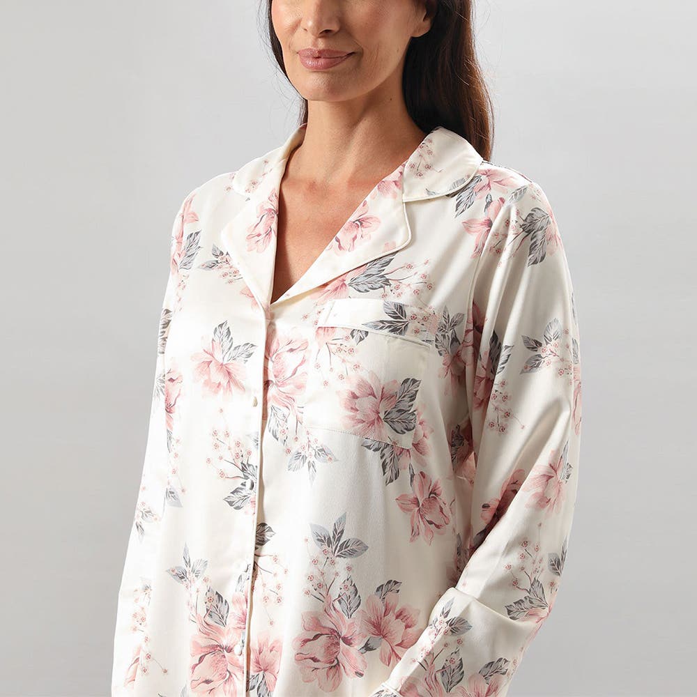 https://www.tiendaflores.cl/media/catalog/product/3/2/32940-175_4_titqpze7frjqplqs_wzc3mm6gsii2fmht.jpg