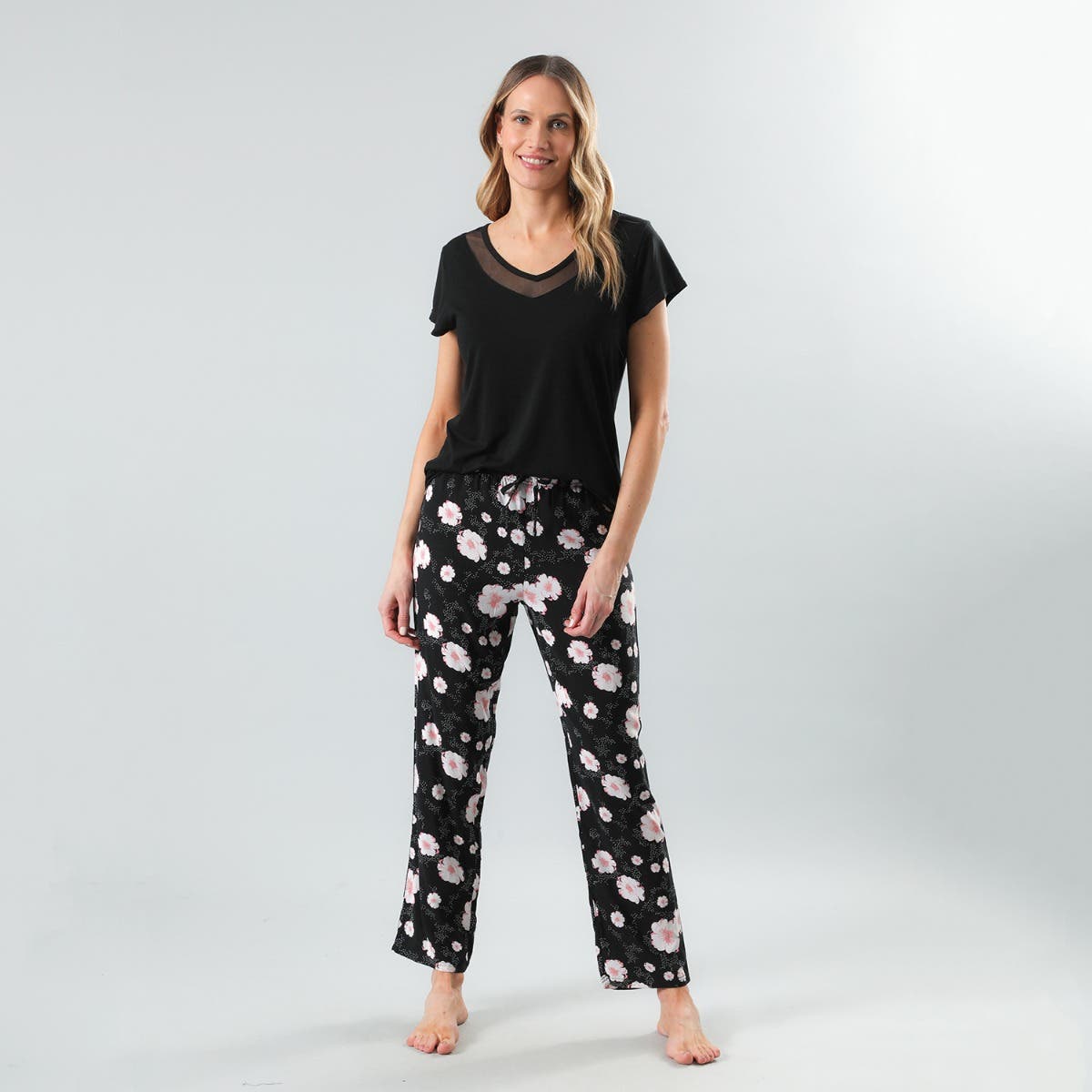 https://www.tiendaflores.cl/media/catalog/product/3/3/33012-2_1_1.jpg