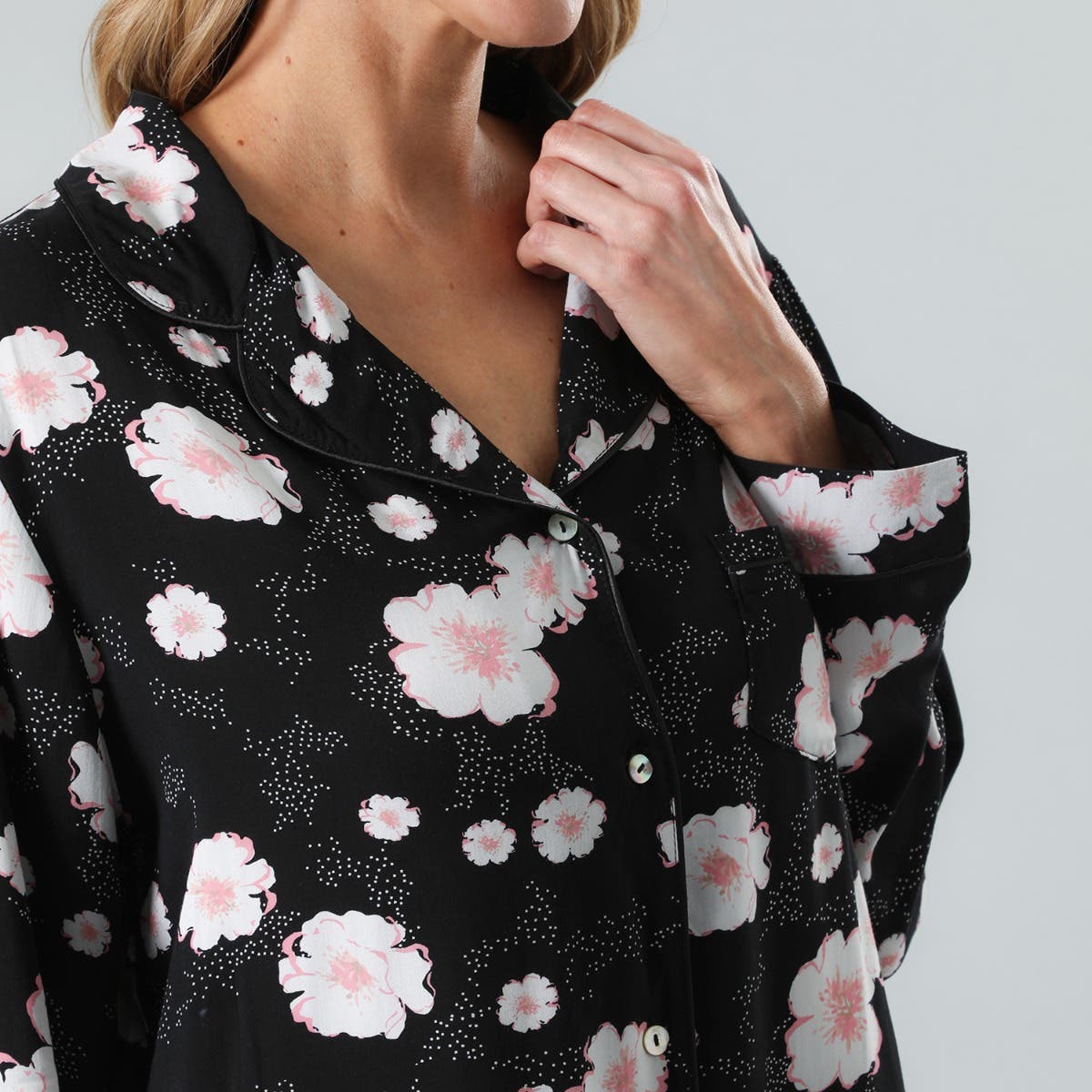 https://www.tiendaflores.cl/media/catalog/product/3/3/33013-182_3_1.jpg