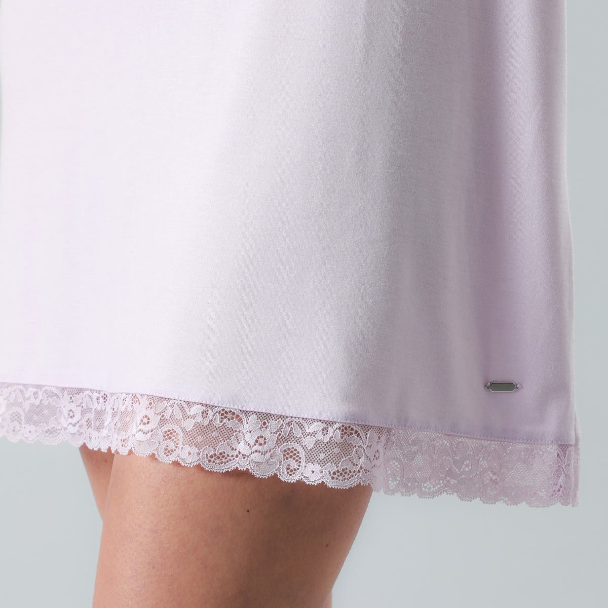 https://www.tiendaflores.cl/media/catalog/product/3/3/33022-184_3.jpg