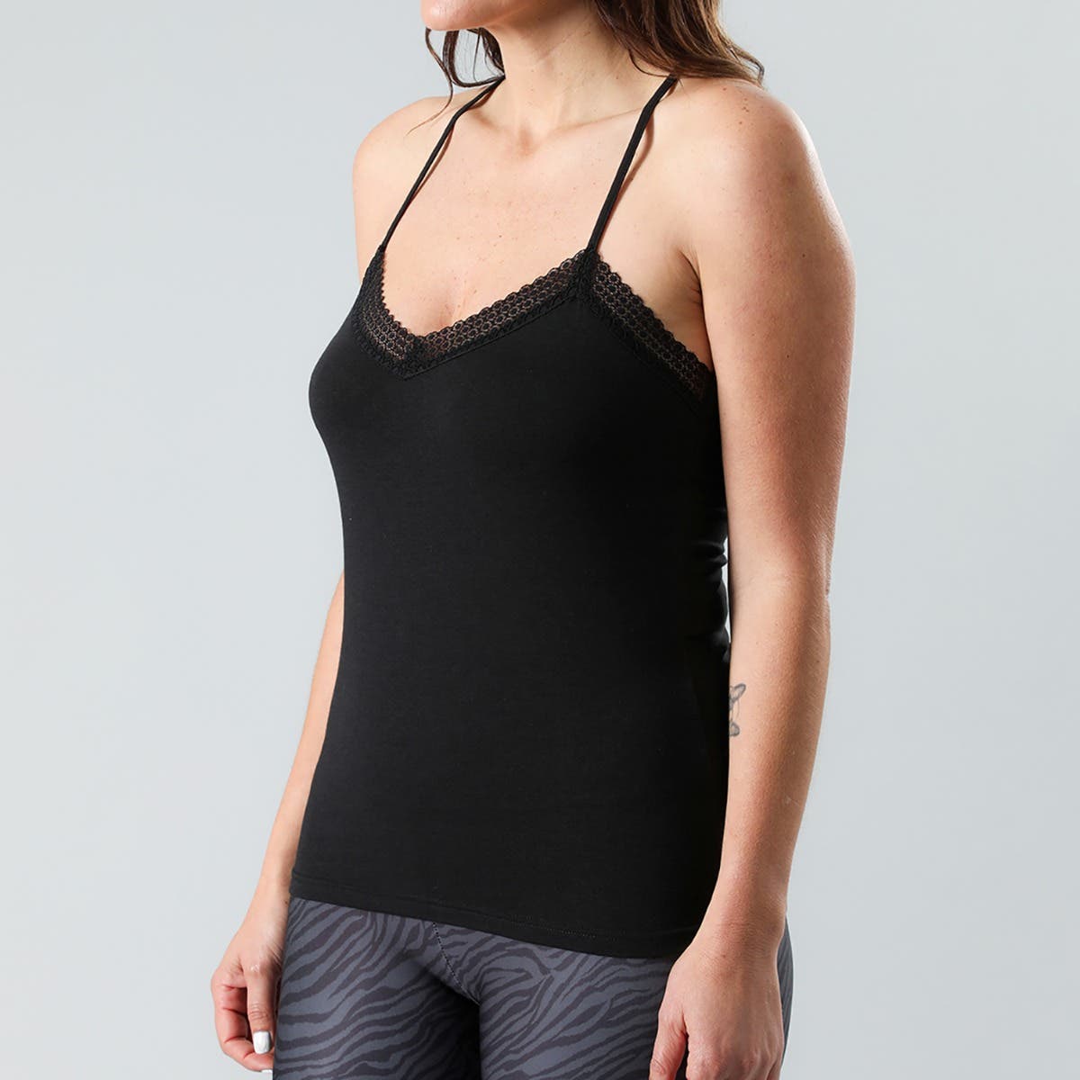 https://www.tiendaflores.cl/media/catalog/product/3/3/33040-2_2.jpg