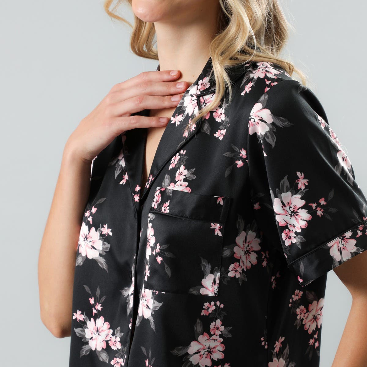 https://www.tiendaflores.cl/media/catalog/product/3/3/33060-2_4_2.jpg