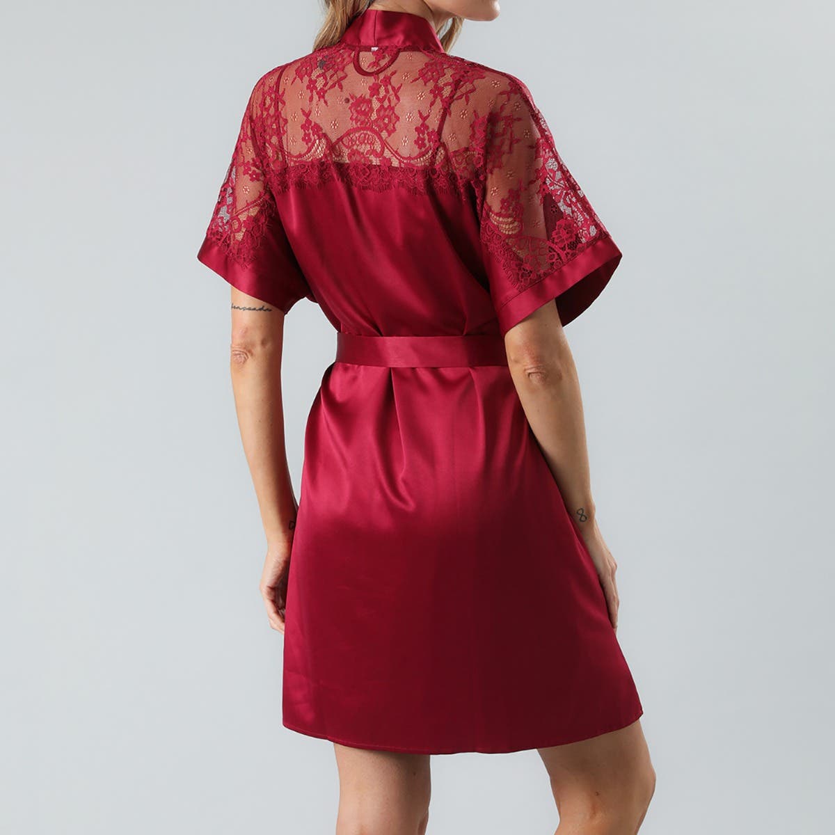 https://www.tiendaflores.cl/media/catalog/product/3/3/33064-180_3_1.jpg