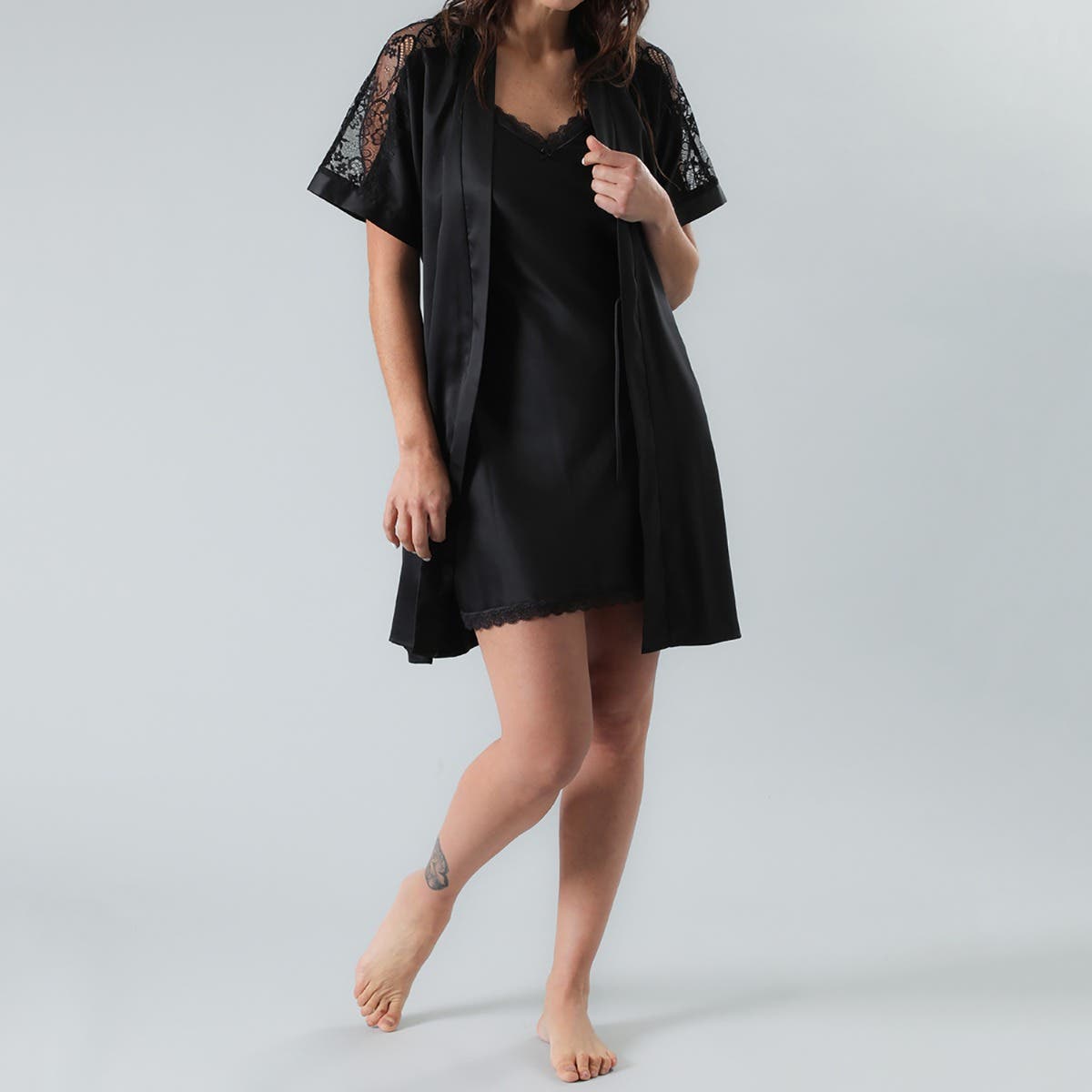 https://www.tiendaflores.cl/media/catalog/product/3/3/33064-2_1.jpg