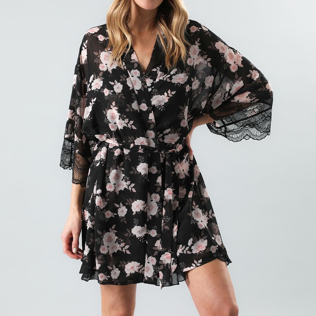 https://www.tiendaflores.cl/media/catalog/product/3/3/33071-2_2.jpg