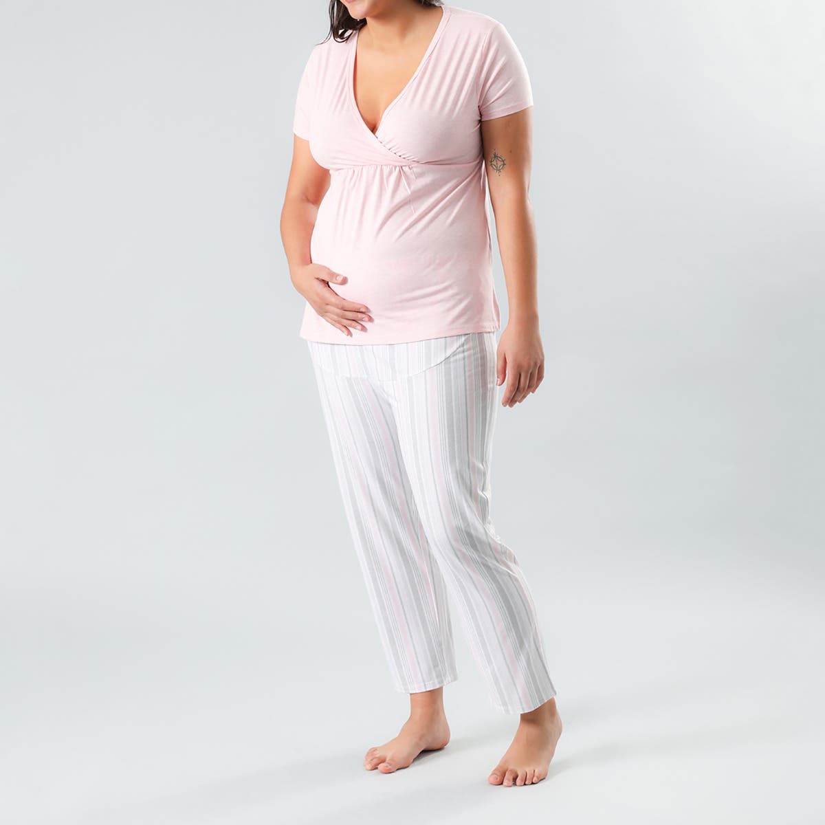 https://www.tiendaflores.cl/media/catalog/product/3/3/33080_geranio_1_1.jpg