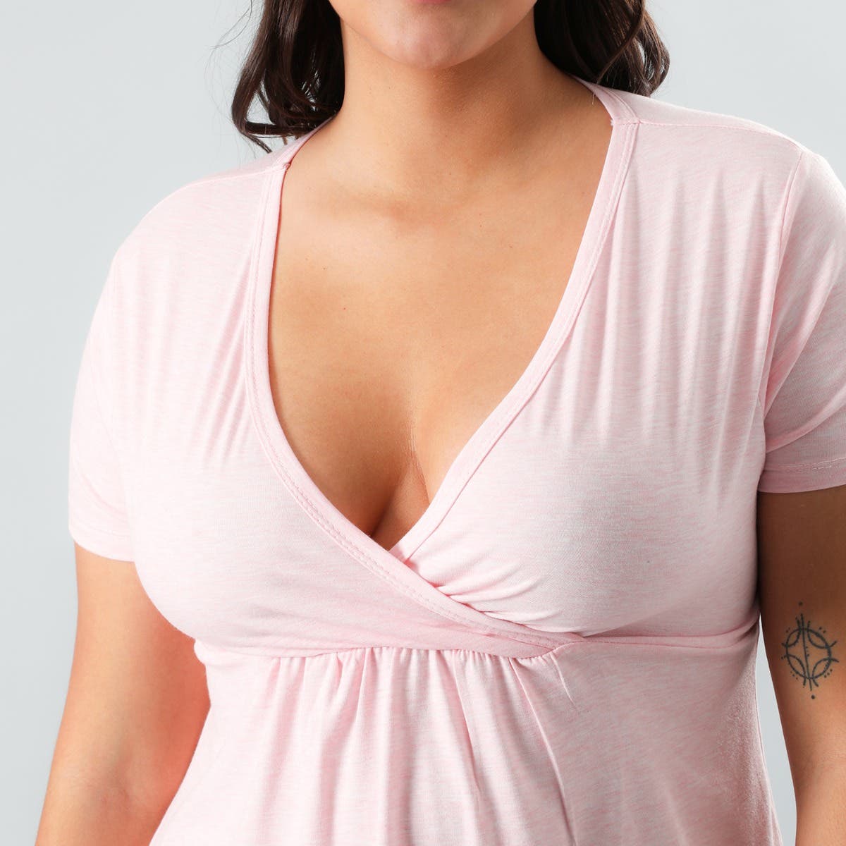 https://www.tiendaflores.cl/media/catalog/product/3/3/33080_geranio_3_1.jpg