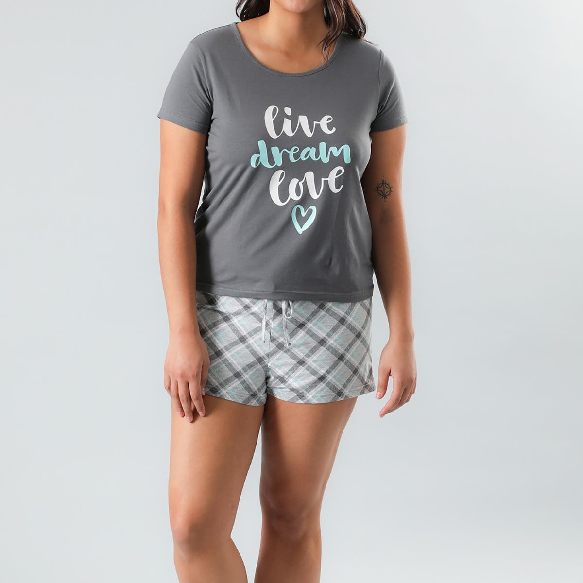 https://www.tiendaflores.cl/media/catalog/product/3/3/33091-67_1_1.jpg