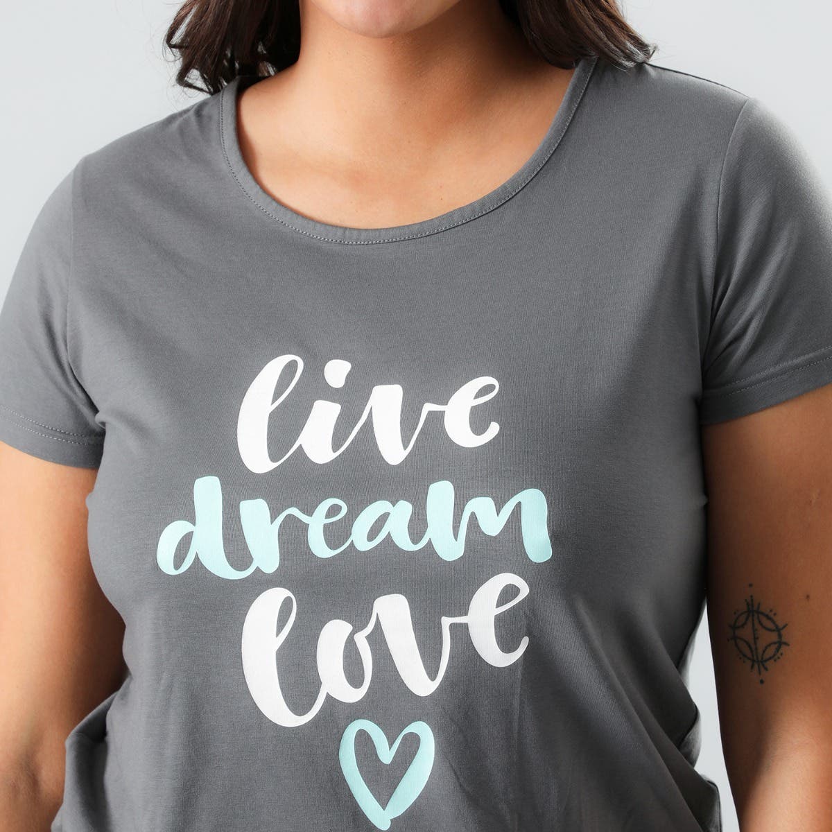 https://www.tiendaflores.cl/media/catalog/product/3/3/33091-67_3_1_2.jpg