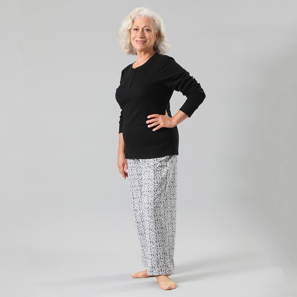 https://www.tiendaflores.cl/media/catalog/product/3/3/33220-2_1_kdudi8o88tboczxr.jpg