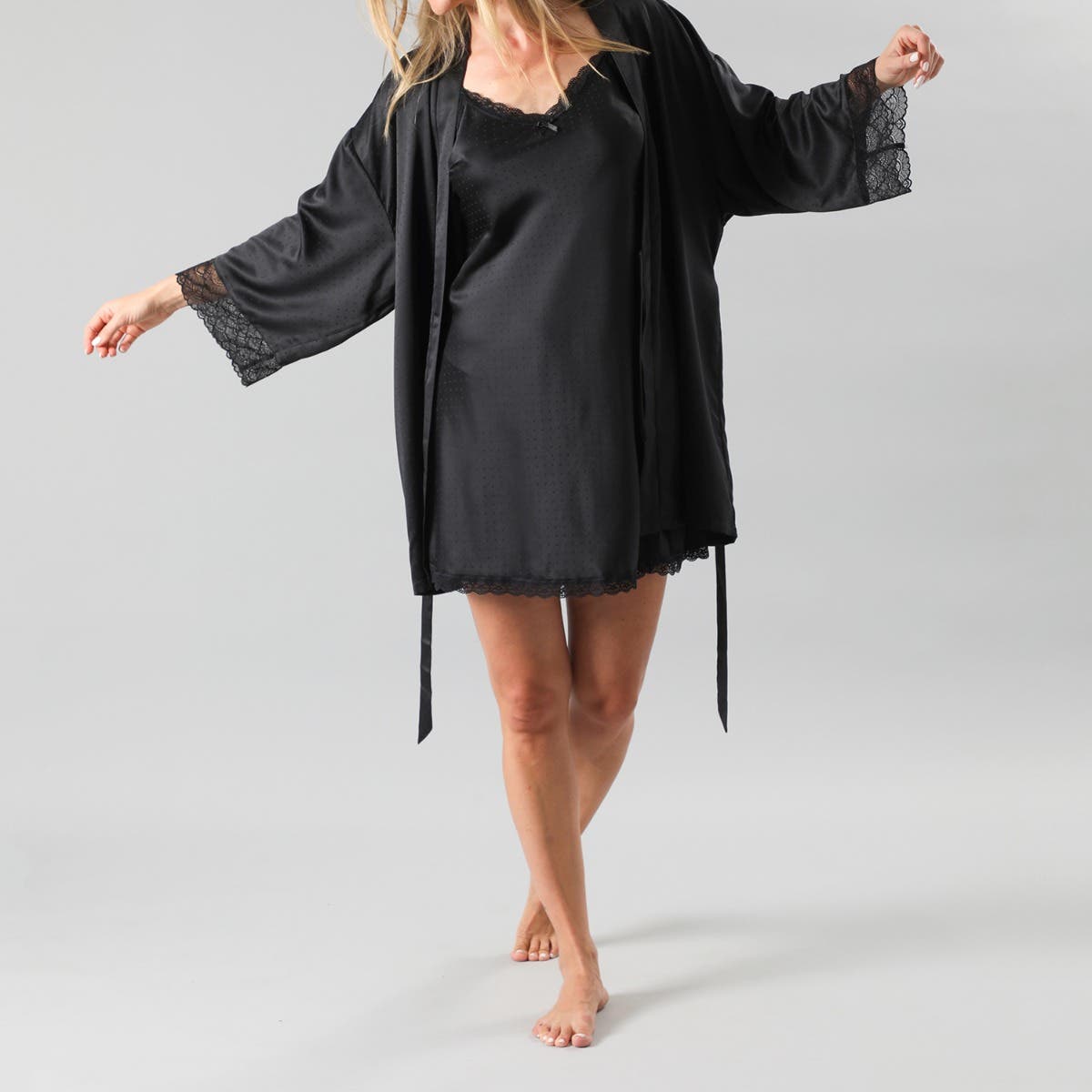 https://www.tiendaflores.cl/media/catalog/product/3/3/33243-2_1_2.jpg