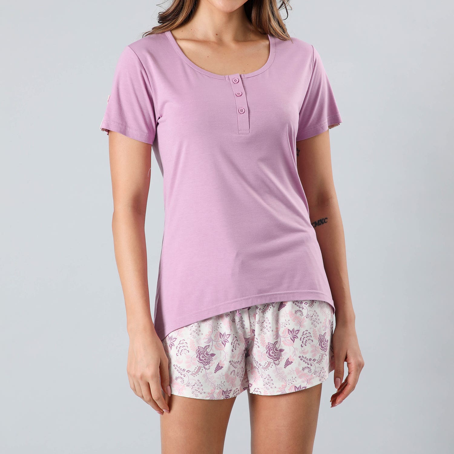 https://www.tiendaflores.cl/media/catalog/product/3/3/33323-204_3_q01dis5nwulzqlj2.jpg