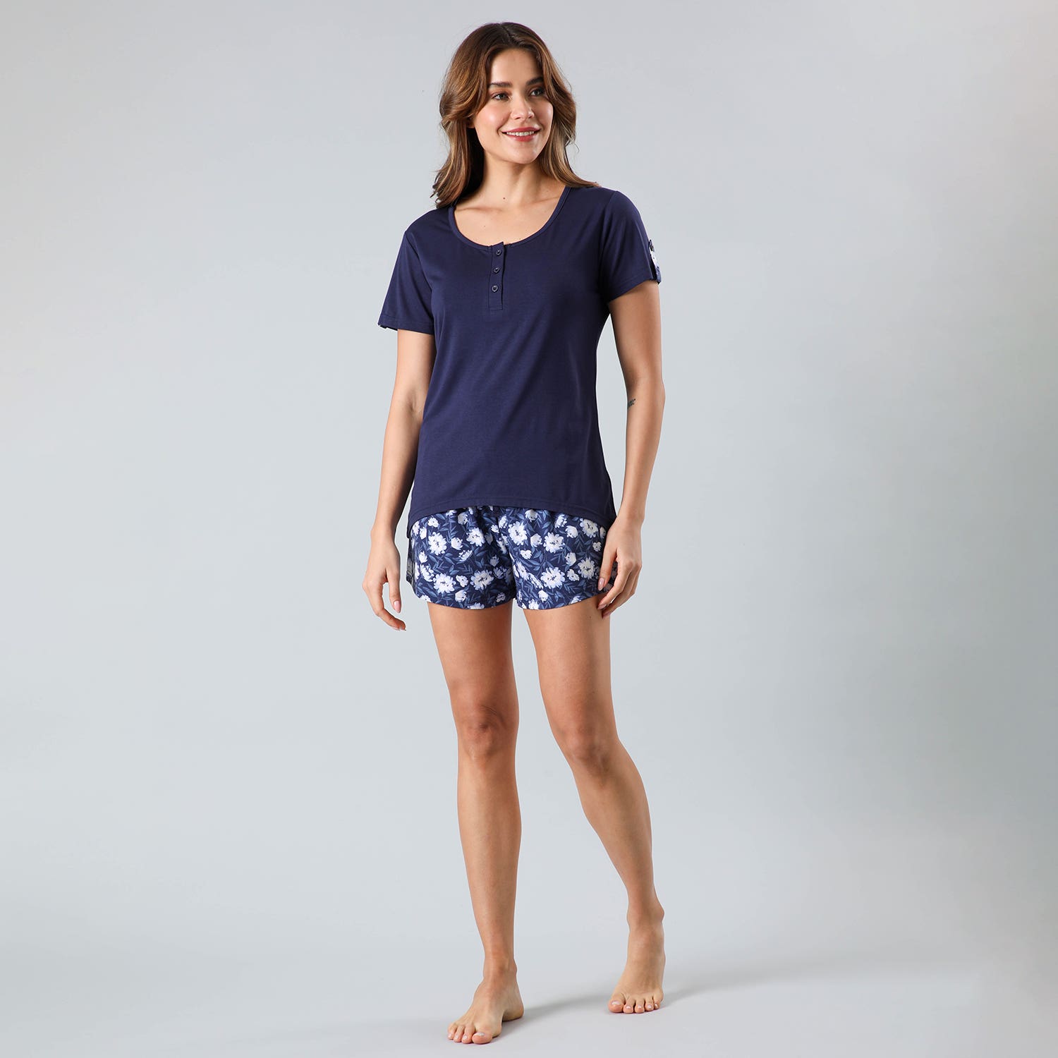 https://www.tiendaflores.cl/media/catalog/product/3/3/33323-207_1_08efvyjoeshlwhuq.jpg