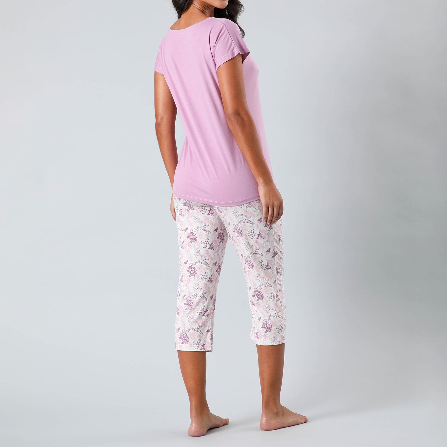https://www.tiendaflores.cl/media/catalog/product/3/3/33324-204_2_xgjmyi0m0ug8ecc6.jpg