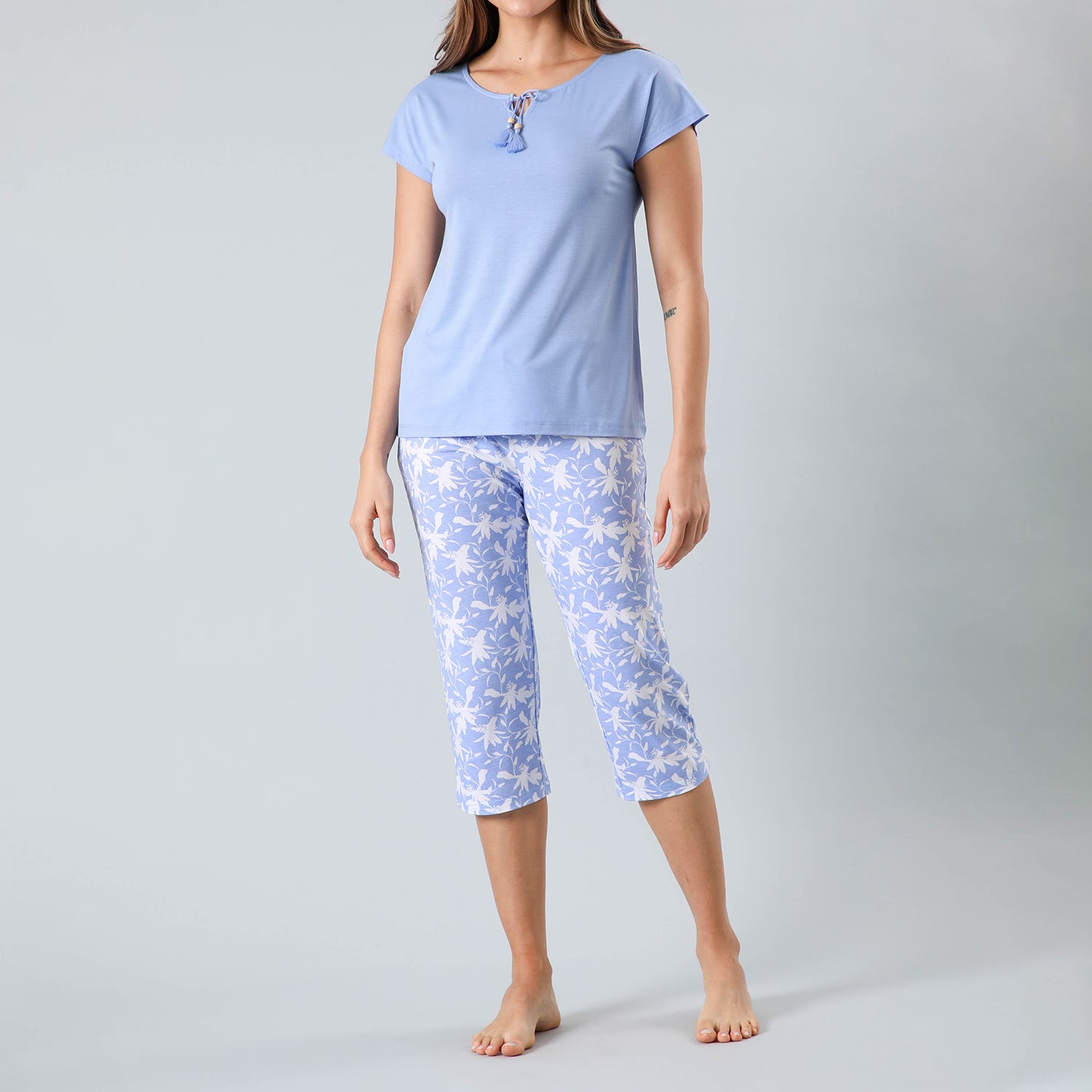 https://www.tiendaflores.cl/media/catalog/product/3/3/33324-208_1_jbhxyipbksn3gsrx.jpg