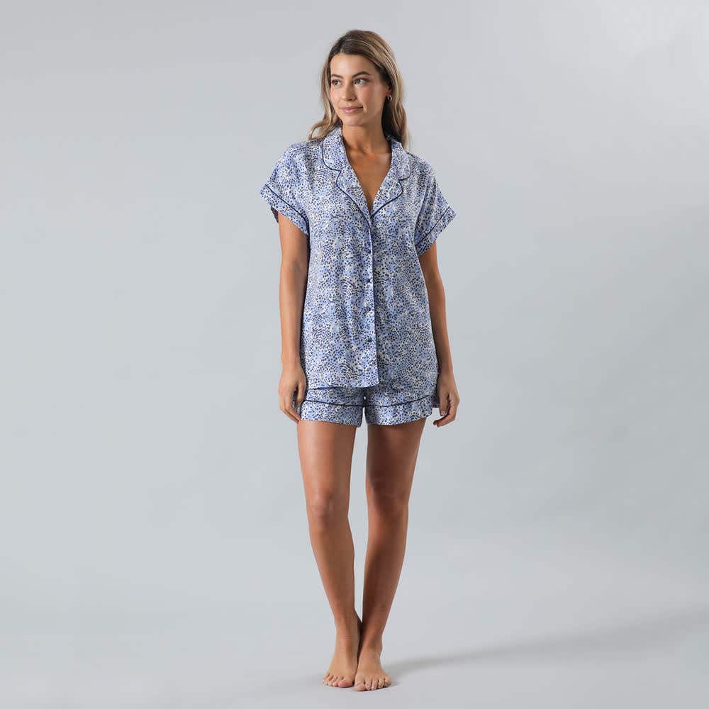 https://www.tiendaflores.cl/media/catalog/product/3/3/33328-208_1_zf1qvu9nkvhavnbk.jpg