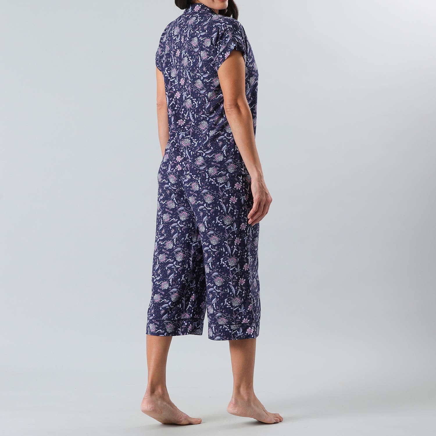 https://www.tiendaflores.cl/media/catalog/product/3/3/33329-207_1_5sidhe6ac4qhnq59.jpg