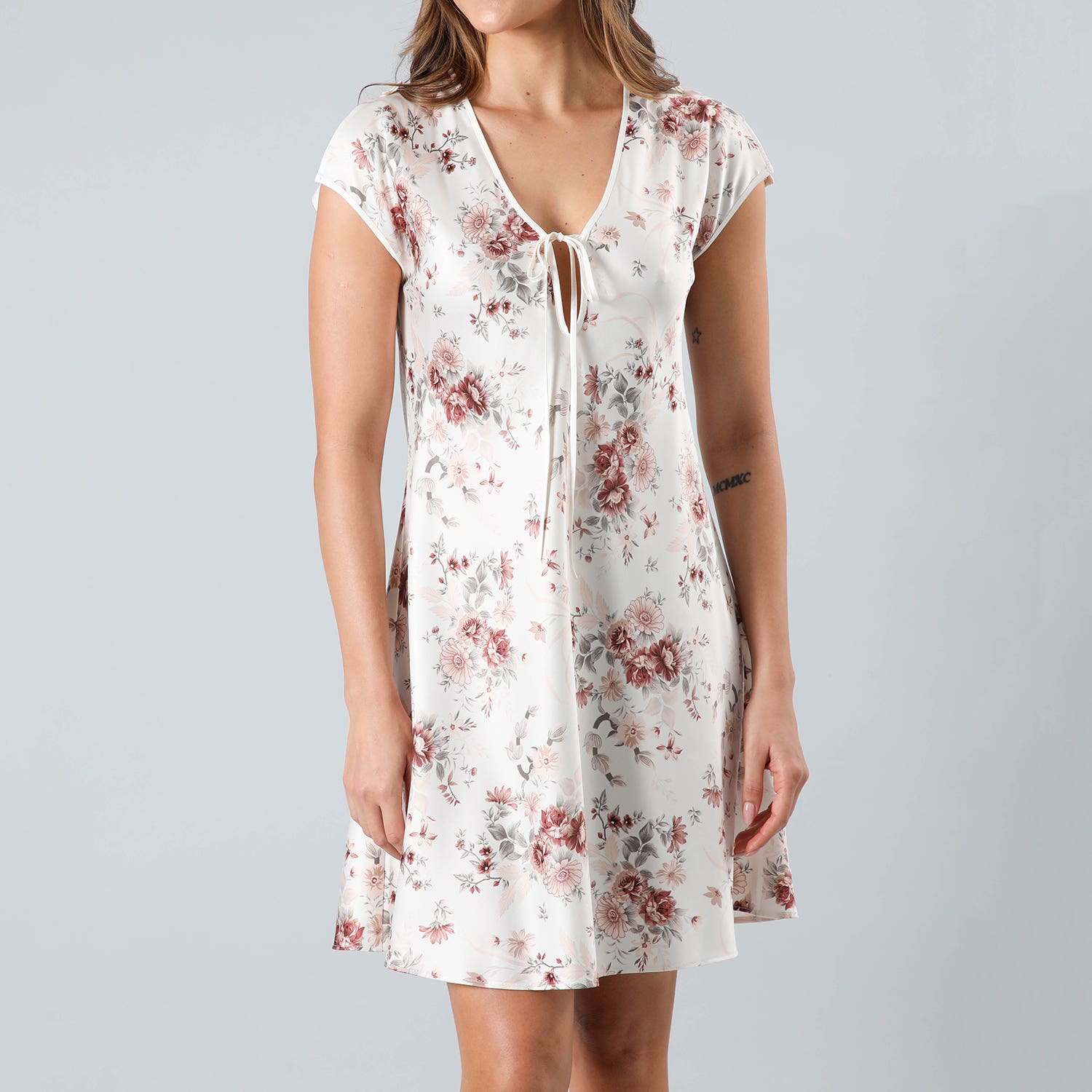 https://www.tiendaflores.cl/media/catalog/product/3/3/33341-17_3_u0r0wbpvrspetvrc.jpg