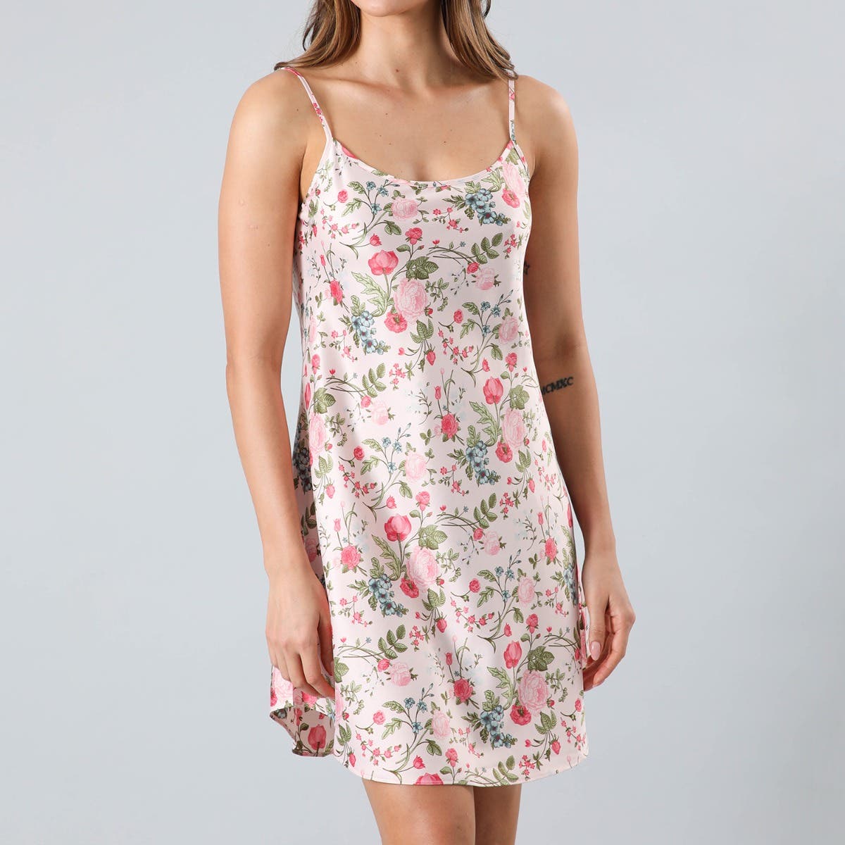 https://www.tiendaflores.cl/media/catalog/product/3/3/33343-205_3.jpg