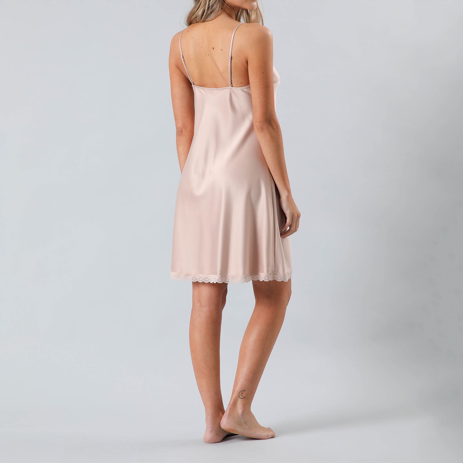 https://www.tiendaflores.cl/media/catalog/product/3/3/33345-206_2_u29znnl4si53o2di.jpg