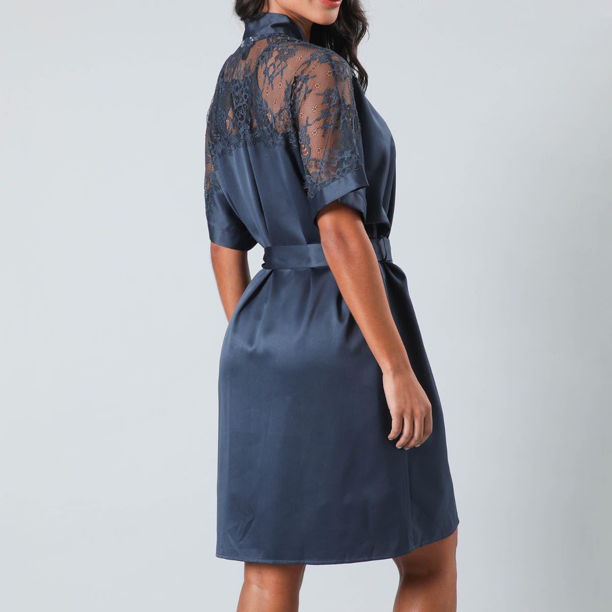 https://www.tiendaflores.cl/media/catalog/product/3/3/33346-203_2.jpg