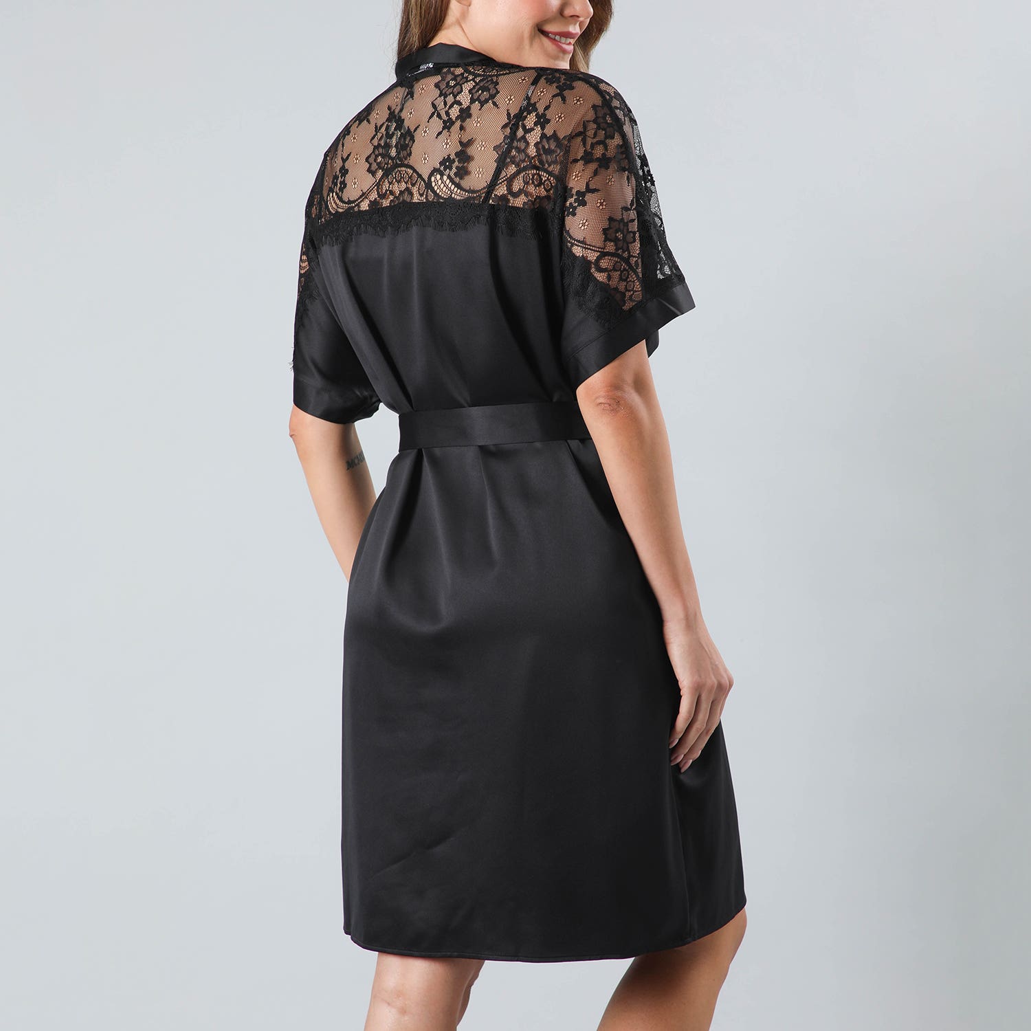 https://www.tiendaflores.cl/media/catalog/product/3/3/33346-2_2_odzpibxzrgdilfjz.jpg