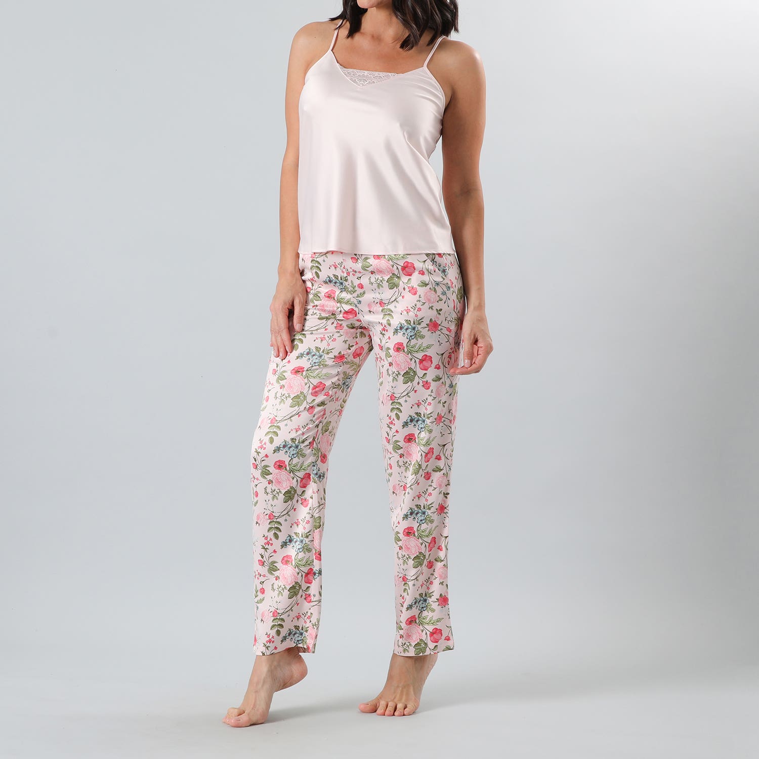 https://www.tiendaflores.cl/media/catalog/product/3/3/33350-205_1_a0azovusdz2dzlui.jpg