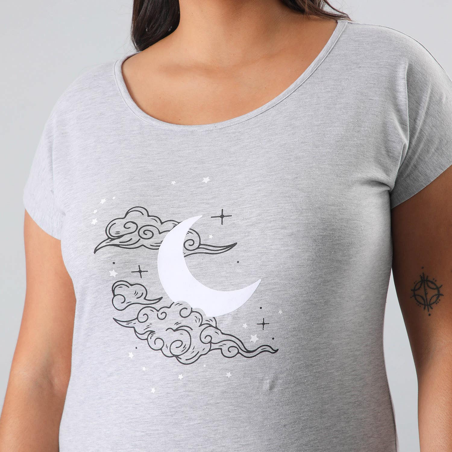 https://www.tiendaflores.cl/media/catalog/product/3/3/33372-54_3_cxk0qtksw8nskhrb.jpg