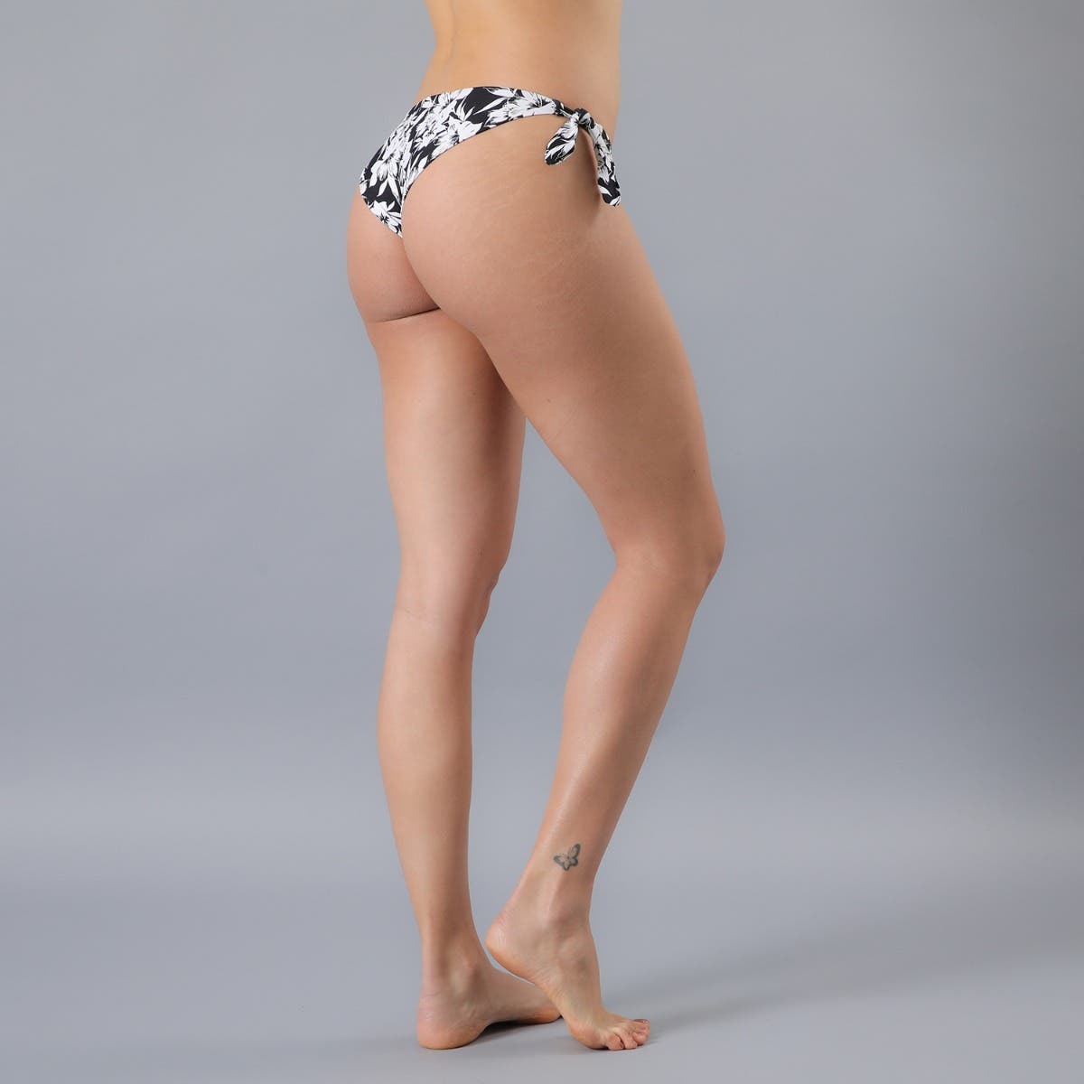 https://www.tiendaflores.cl/media/catalog/product/3/3/33384-114_2_3.jpg