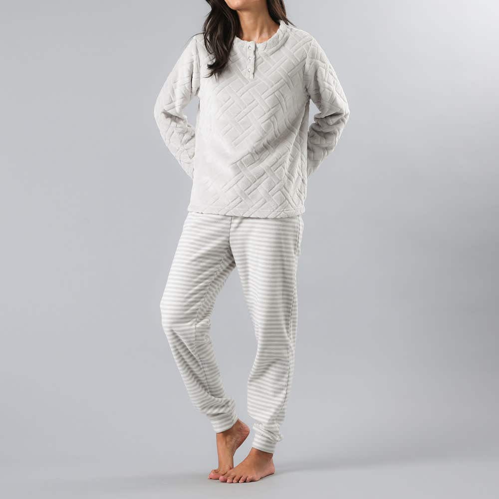 https://www.tiendaflores.cl/media/catalog/product/3/3/33472-11_1_9xcvm0yfylnjjqhz.jpg