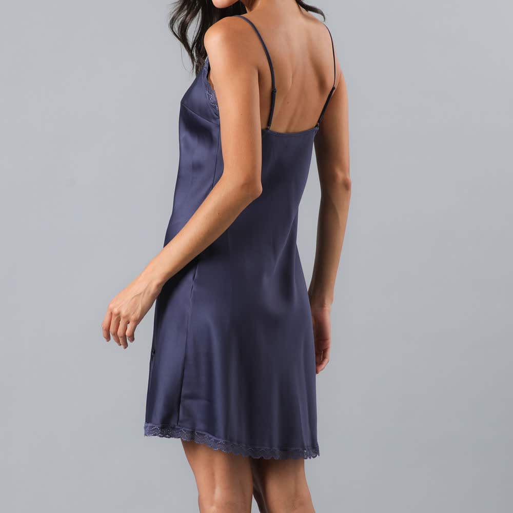 https://www.tiendaflores.cl/media/catalog/product/3/3/33494-214_3_mu65dhbrn3fa9rej.jpg